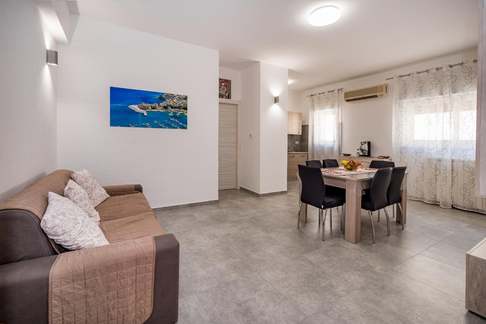 Golden House Appartement Castellammare del Golfo Buitenkant foto