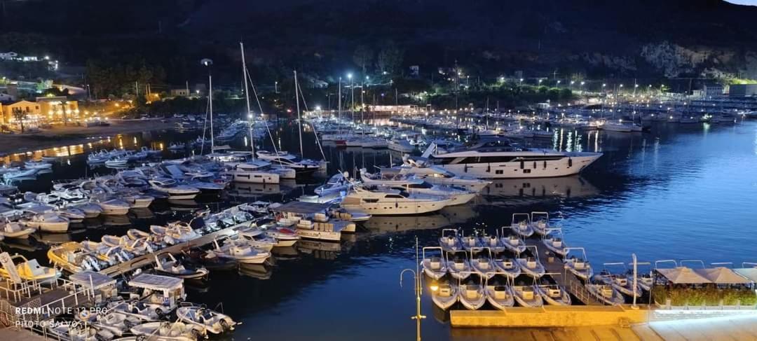 Golden House Appartement Castellammare del Golfo Buitenkant foto